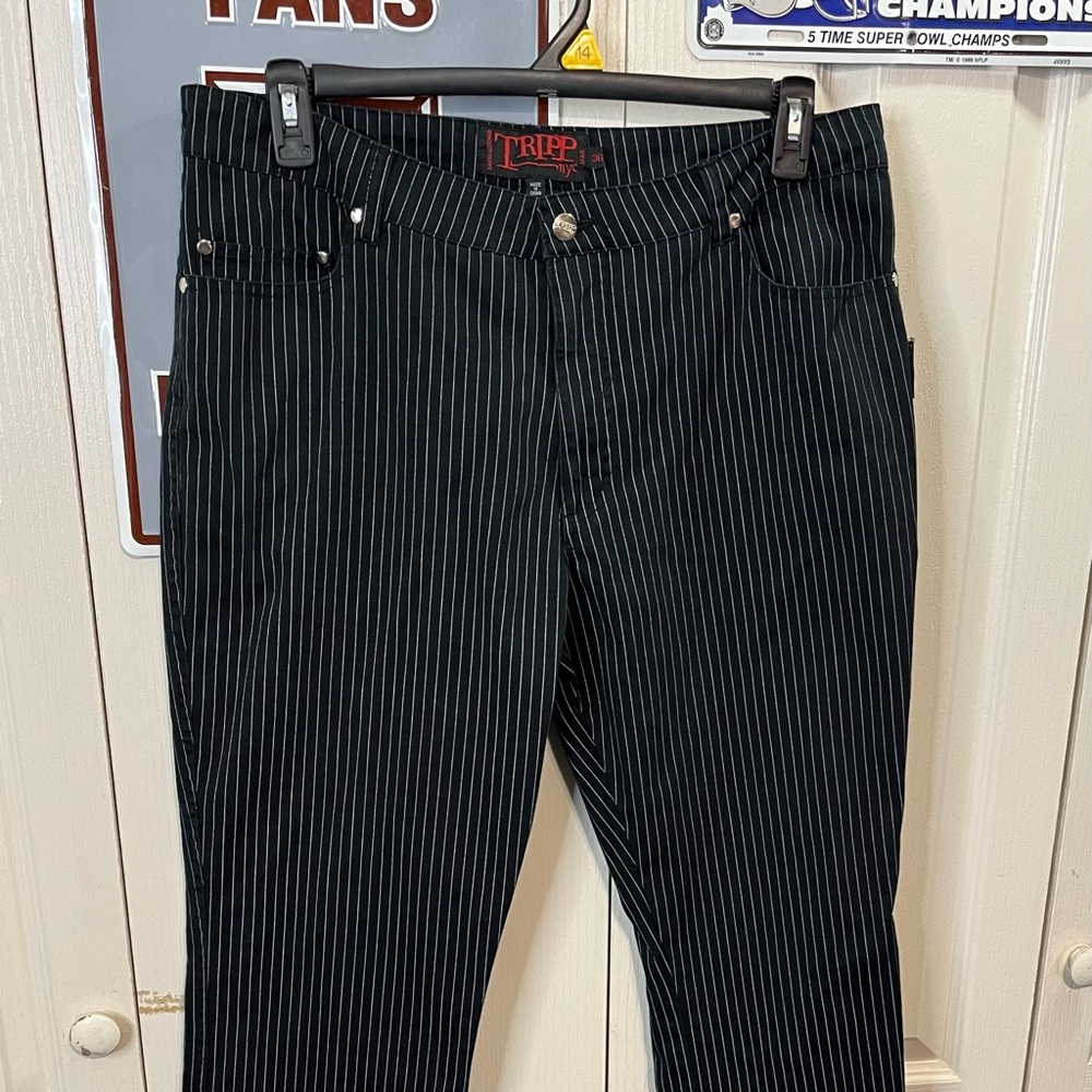 Tripp nyc Men's Black Pinstripe Jeans